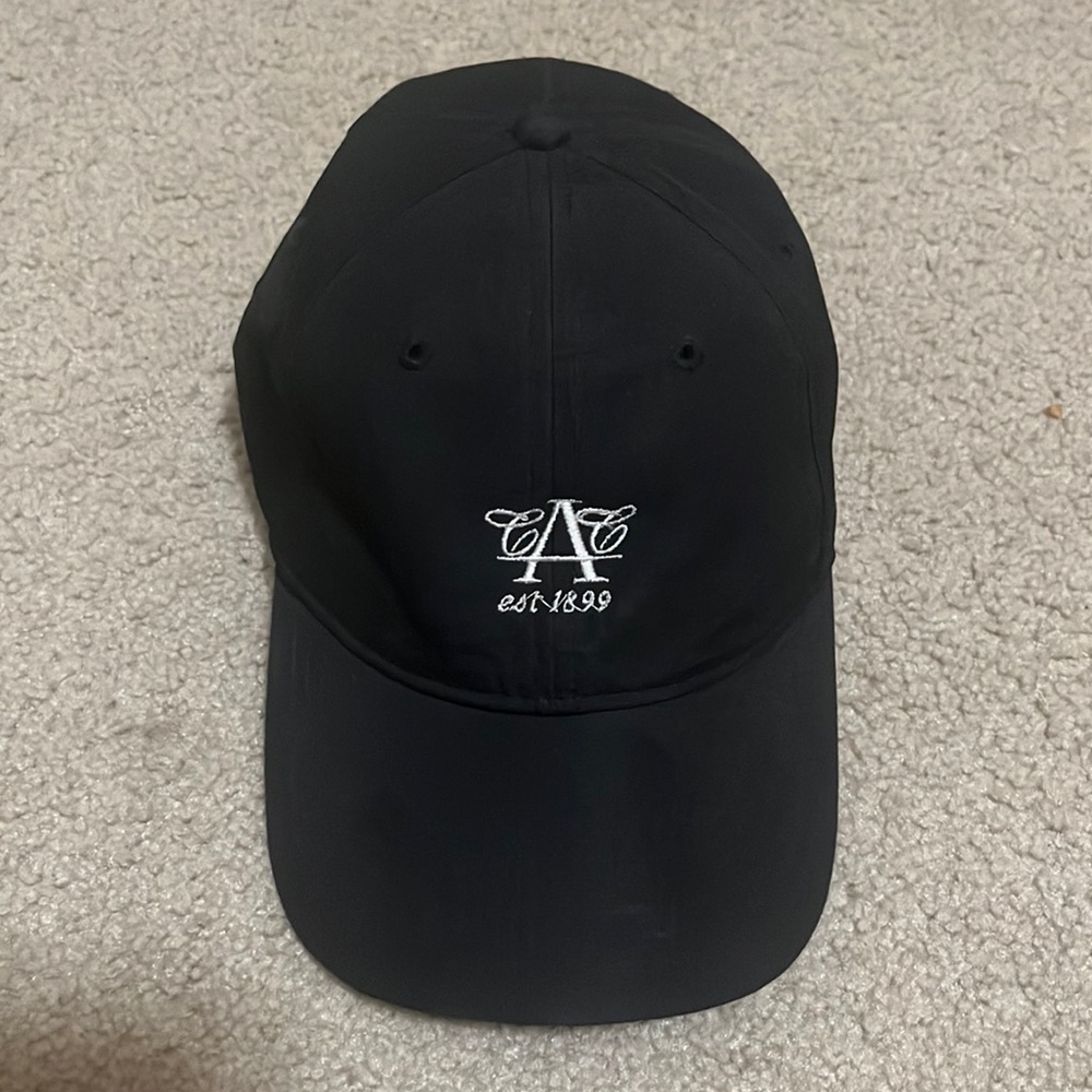 TaylorMade Black Hat, Adjustable, Hardly Worn, Great Condition